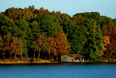 FOLKS HANGING OUT ON THE BOATHOUSE