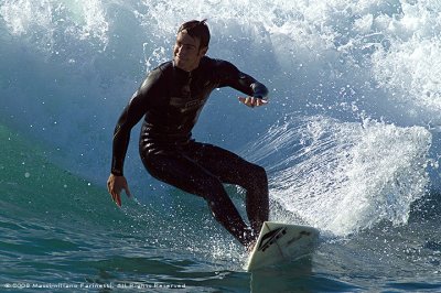 Surfing 017.jpg