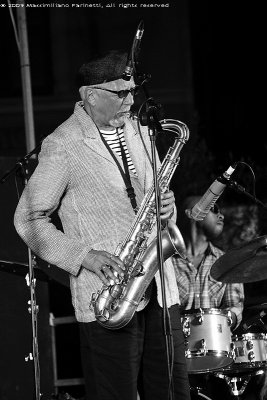 CHARLES LLOYD NEW QUARTET