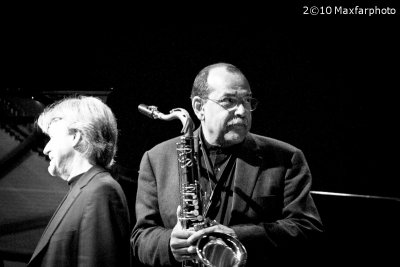 Ernie Watts