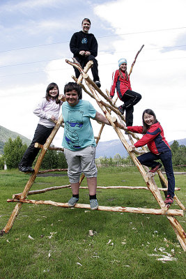 Happy kids, Riddu Riddu