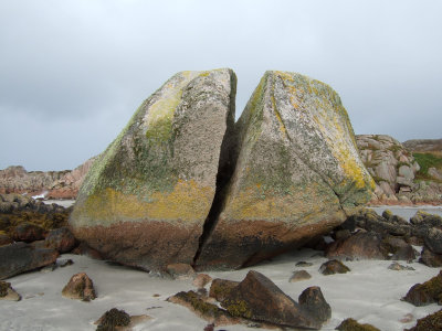 Big rock (cracked) at Fionnphort, Mull - the ferry to Iona.