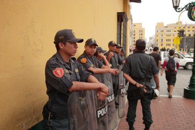 Lots of Police in Lima
