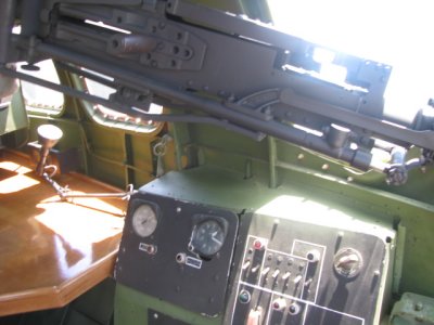 Na vGunFlying2.JPG