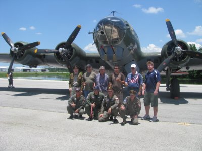OurFlightGroup2.JPG