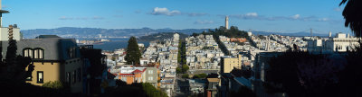 San Francisco (seen from Lombard St)