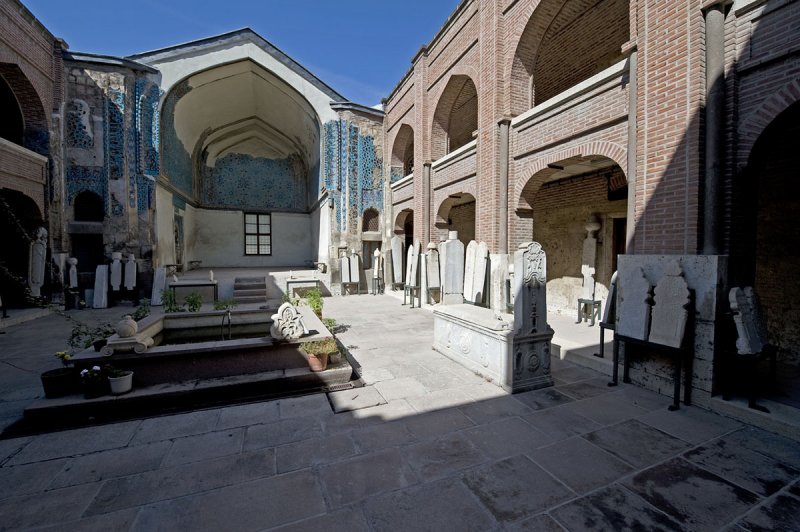 Konya sept 2008 4492.jpg