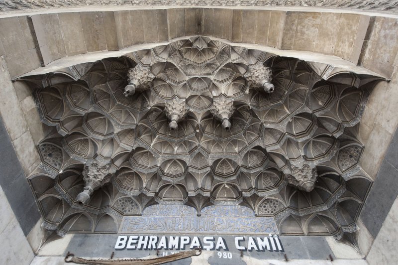 Diyarbakir Behram Pasha Mosque June 2010 7771.jpg