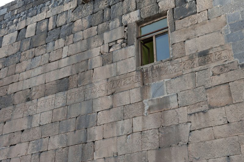 Diyarbakir June 2010 7960.jpg