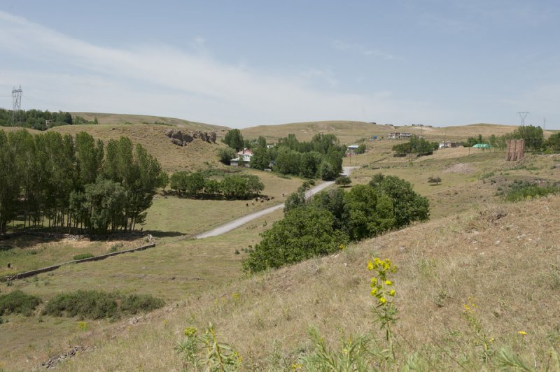 Ahlat June 2010 8682.jpg