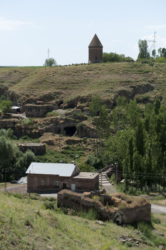 Ahlat June 2010 8704.jpg