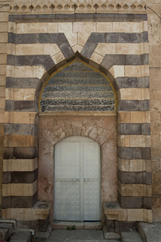 Sanliurfa June 2010 8930.jpg
