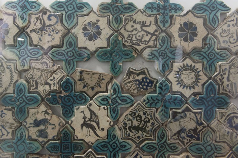 Konya Karatay Ceramics Museum 2010 2402.jpg