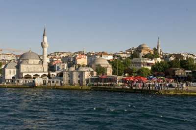 Şemsi Ahmet Paşa mosque, Sinan treasure at the waterfront