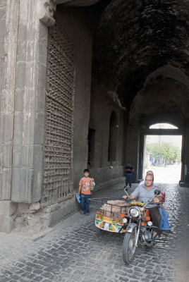 Diyarbakir June 2010 7673.jpg