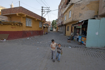 Diyarbakir June 2010 8035.jpg