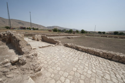 Hasankeyf June 2010 8189.jpg