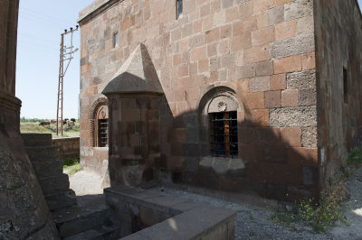 Ahlat June 2010 8751.jpg