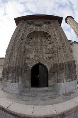 Konya Ince Minare Medrese Museum 2010 2921.jpg