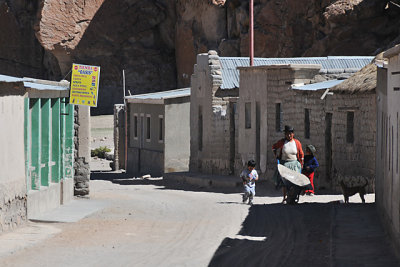 Small community leaving Eduardo Alvaroa National Reserve, Southern Bolivia