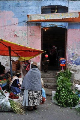 La Paz Market Street