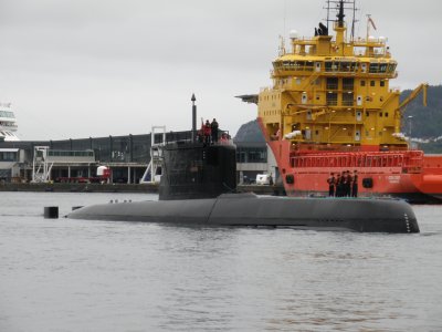 S 305 KNM Uredd - Norwegian Submarine