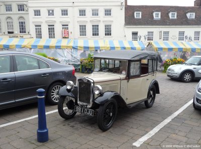 Classic car in Warwick - 09-27-2008