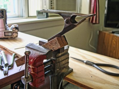 Apartment Style Workbench