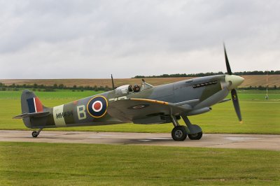 Spitfire Taxiing
