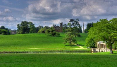 A view toward (left to right) Queen's Temple, Gothic Temple, Lord Cobham's Pillar and Palladian Bridge