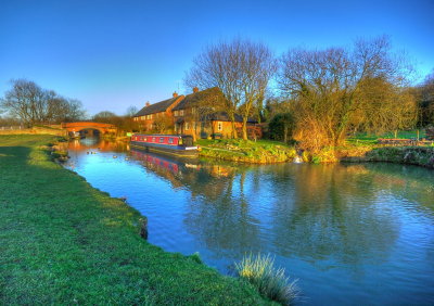Oxford Canal at Somerton, February evening