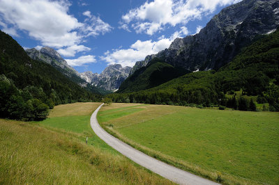 Alpine valley.jpg