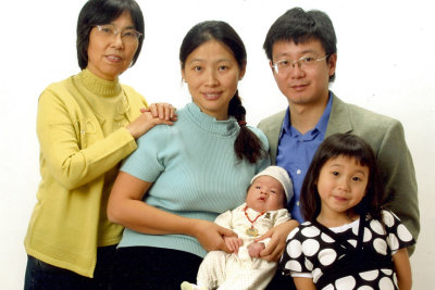 w-mon-emma-william-xq-xz-small.jpg