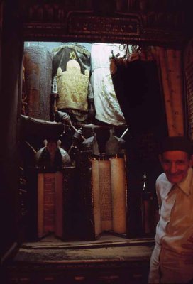 Ancient Deerskin Torah, Cairo