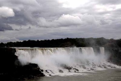 Niagara Falls, October 04
