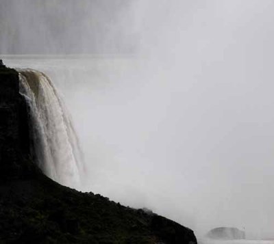 Niagara Falls, October 06