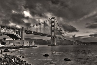 A moody Golden Gate