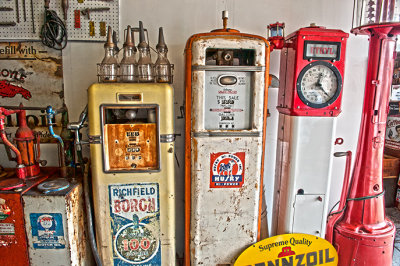 Gas Pumps...1940's style