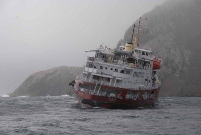 Big seas at Elsehul (Thanks to Mick Brown)