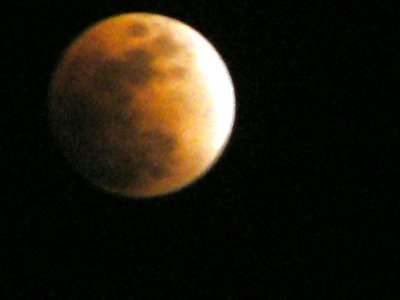 Lunar Eclipse 02202008 digital zoom.JPG
