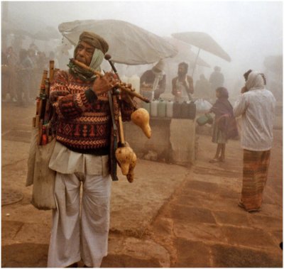 Paul Brians, Flute Vendor in Fog