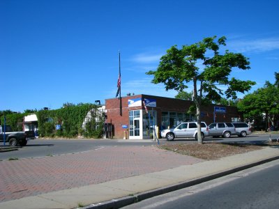 Vineyard Haven Post Office.jpg