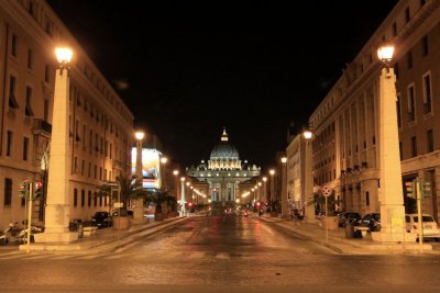 Night view of St. Peter's Basilica from Castel Sant'Angelo