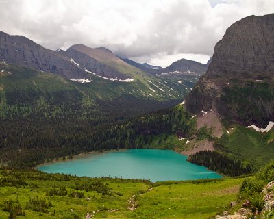 Grinnell Lake Closeup.jpg