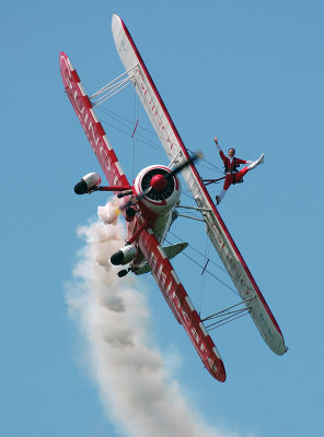 Guinot wingwalkers