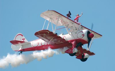 Guinot wingwalkers