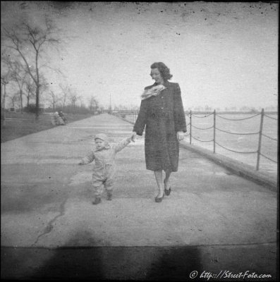 Late 40s or early 50s: 127 Kodak Verichrome from Belser's archive (B03)