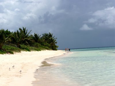 FLamenco Beach - Culebra 3.jpg