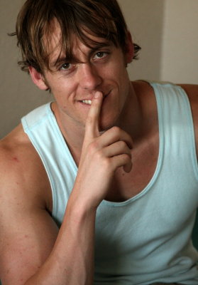 SMILE FINGER.jpg