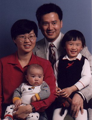 Deng Xinwang's family